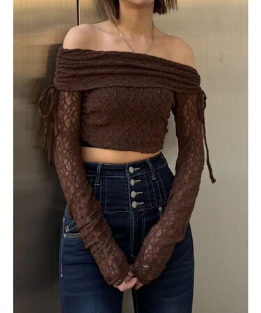 レースオフショルダートップ