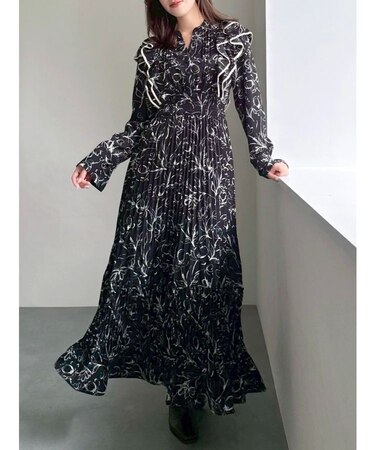 【WEB限定カラーあり】ダブルフリルフラワープリーツワンピース