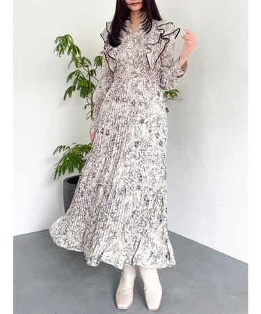 【WEB限定カラーあり】ダブルフリルフラワープリーツワンピース
