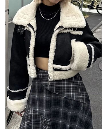 ショートフェイクムートンブルゾン