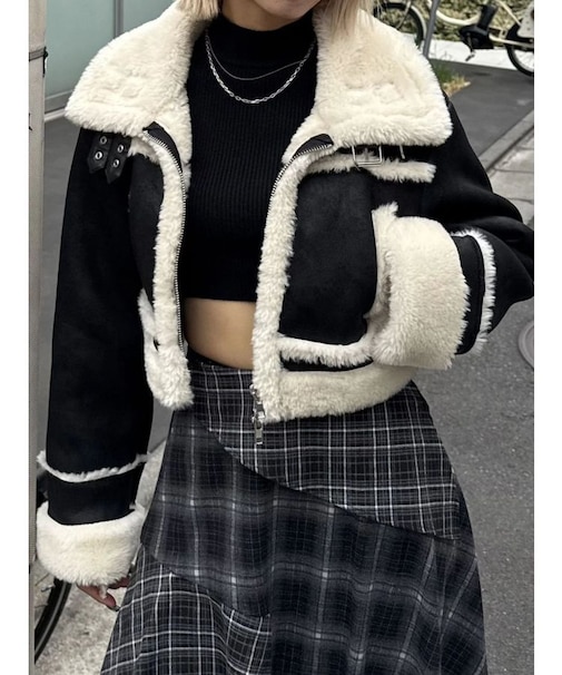 ショートフェイクムートンブルゾン