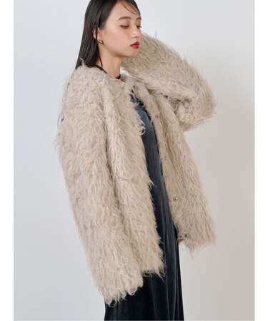 ウェーブシャギーボリュームニット