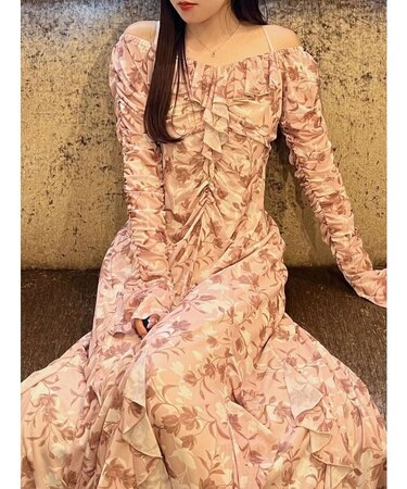 チュールラッフルヘムワンピース