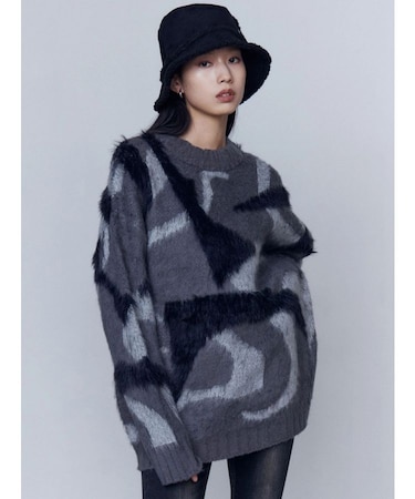 オーバーパターンニット