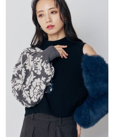 ショルダーフラワーシャギーニット