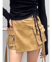 カーゴラップフェイクレザーショートパンツ
