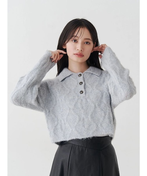 ケーブルポロ衿ニット