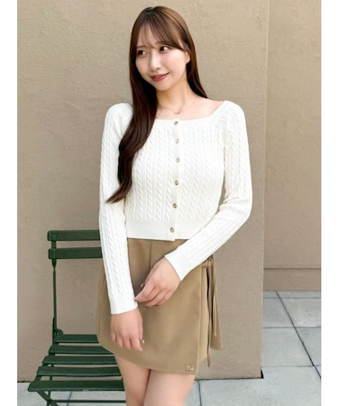 ミニケーブルスクエアニットトップス