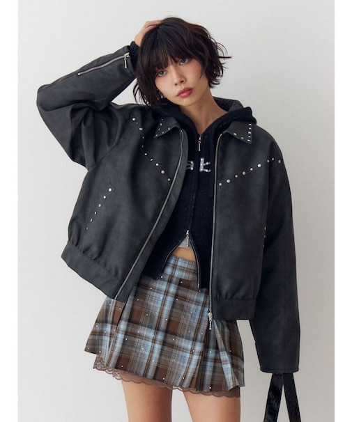 フェイクレザースタッズブルゾン