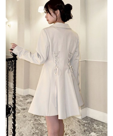 バックレースアップペプラムジャケット