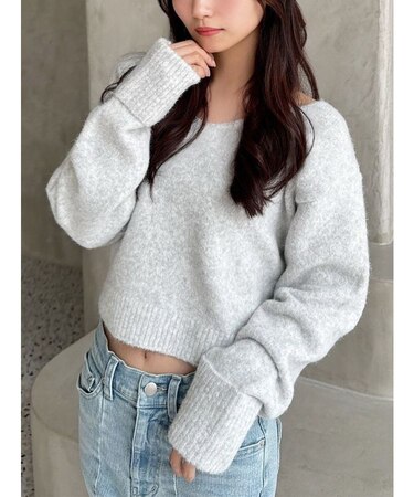 Vネッククロップドニットプルオーバー