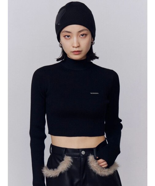 ハイネッククロップニット