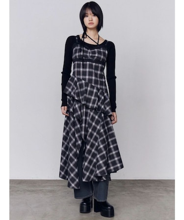 アシンメトリーフリルマキシワンピース