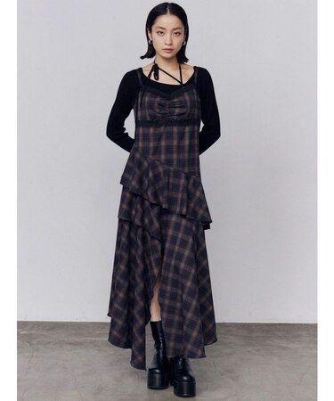 アシンメトリーフリルマキシワンピース