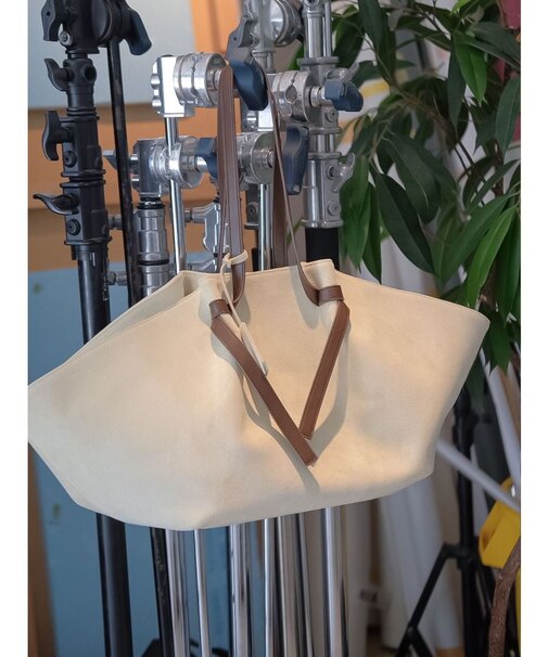 スウェードビッグトートバッグ