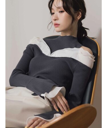 プリーツフリル使いニット