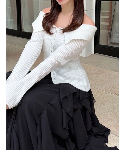 ビッグカラーニットトップス