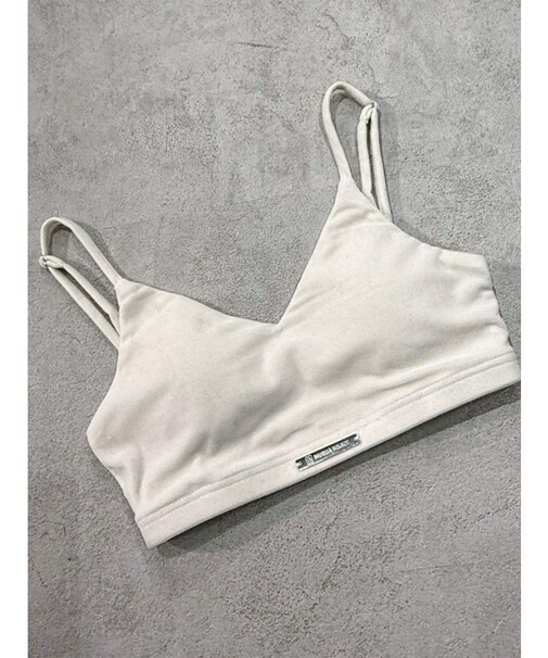 ロゴプレートベロアキャミ