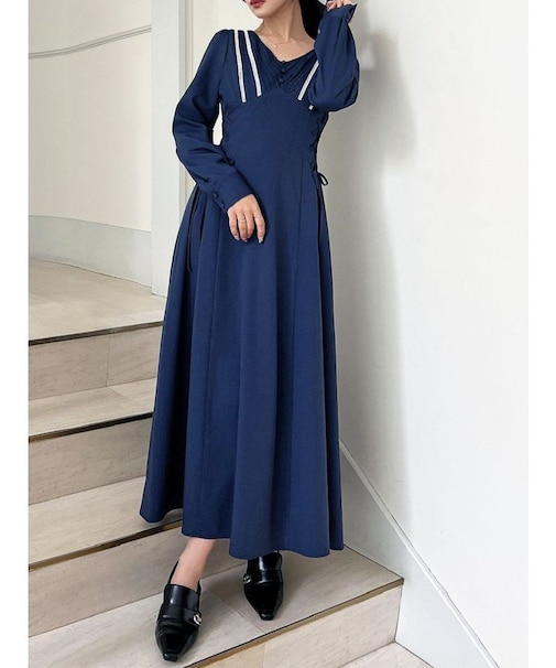 バイカラーピンタックフレアワンピース