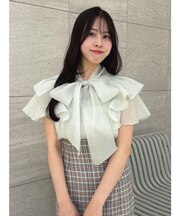 【WEB限定】ラッフルフリルリボンブラウス