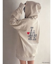 【MLB × New Era × RESEXXY】 SWEAT HOODIE