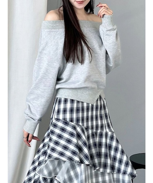 裏毛オフショルトップス