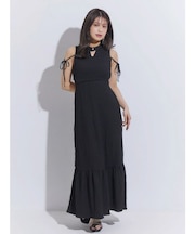 バックオープンカットワンピース
