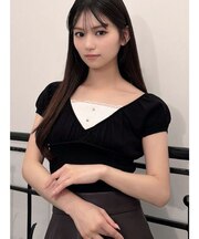 ゴールドボタンニットトップス