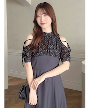 【WEB限定】ショルダーオープンドッキングワンピース