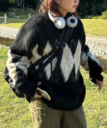 【ユニセックス】アーガイル起毛ニットプルオーバー