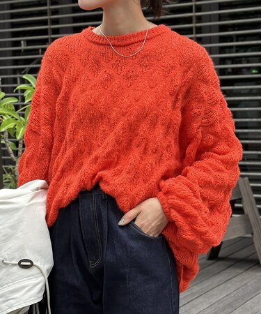 もこもこ編みシアーニット