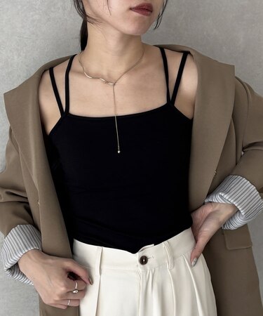 ダブルストラップカップ付きキャミ