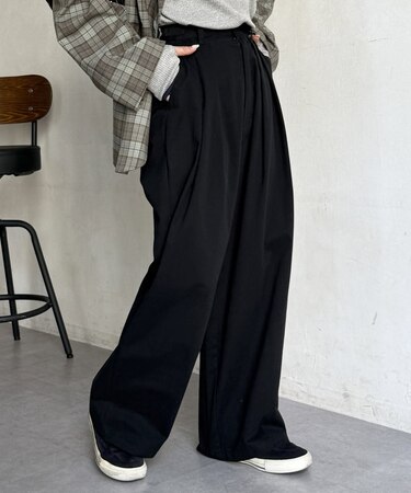 タックワイドチノパンツ