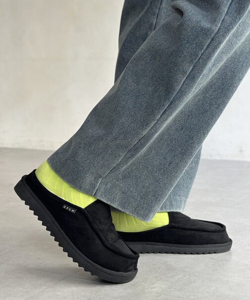 スライドモカシンサンダル