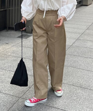 ウエストピンタックパンツ