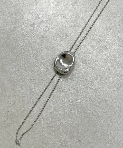 チェーンループタイ