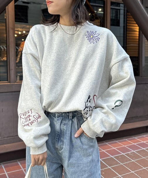 【レディースサイズあり】裏起毛落書き柄スウェット
