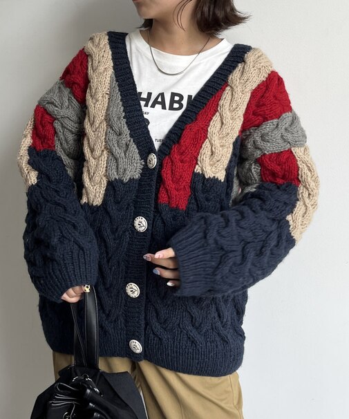 ネパールもこもこケーブル配色カーディガン