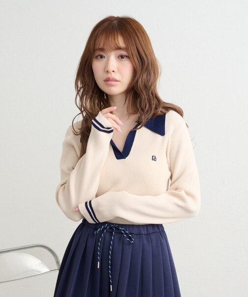 【RAY CASSIN】胸刺繍スキッパーポロコンパクトニット