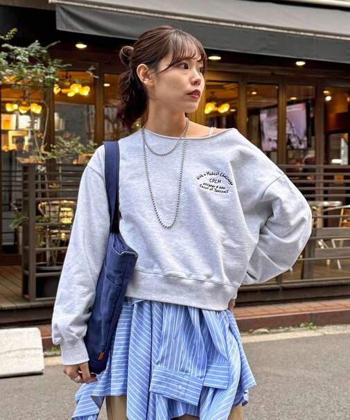 【ASUKA監修】パウダー加工ワンショルスウェット