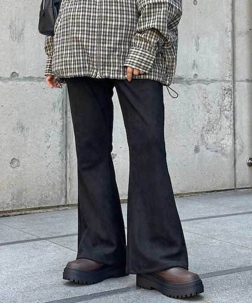 PIPI監修】フェイクスエードフレアパンツ｜パルグループアウトレットの