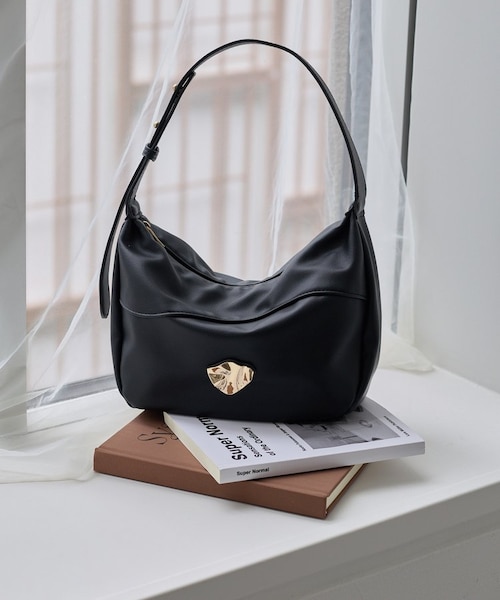 Thevon. 【Yuna＆Mayuコラボ企画】ニュアンスワンハンドルバッグ Yuna＆Mayuコラボ企画】ニュアンスワンハンドルバッグ｜パルグループ