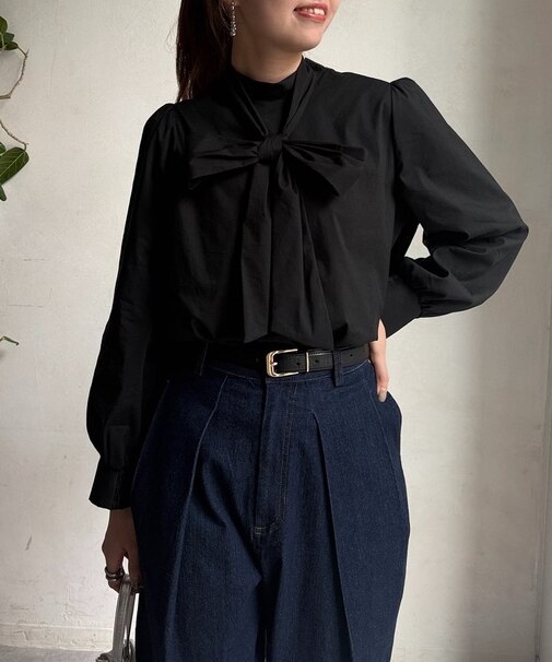 細ボウタイブラウス