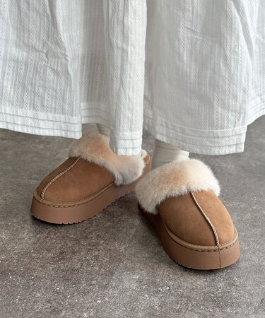 厚底ムートンシューズ
