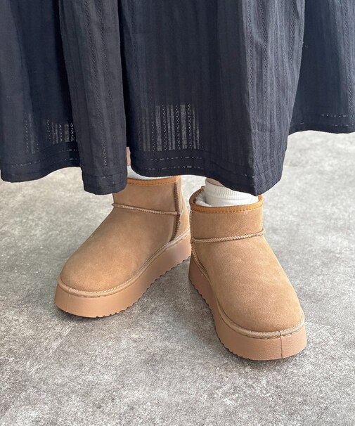 厚底ムートンブーツ