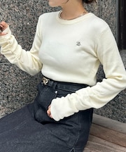 袖シャーリングロゴ刺繍リブニット