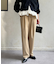 カットタックテーパードパンツ