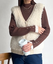 袖口ボタンハイネックプルオーバー