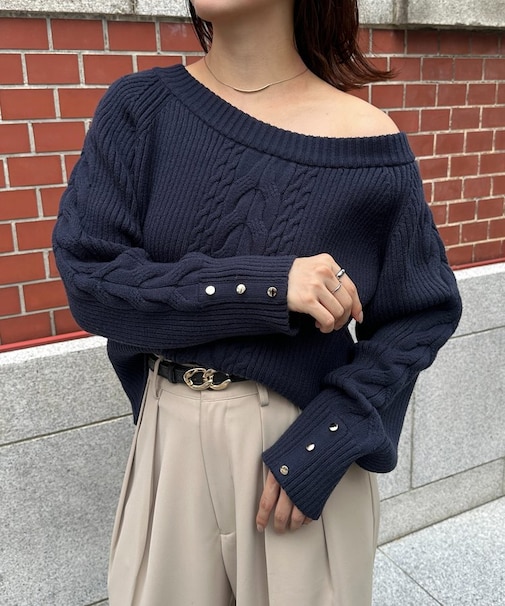 ボートネックケーブルニット