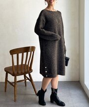 サイドGLDボタンミドル丈ニットワンピース